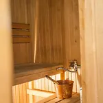Vaestriku