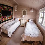 Vaestriku